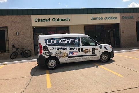 Our technicians trained to give fast response locksmith service with. Locksmith Houston Best Local Houston Tx Locksmith 713 869 0581