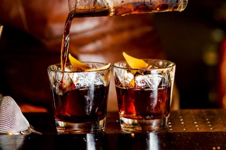 Rum Vs Whiskey What is the Difference Between Them? HowChimp