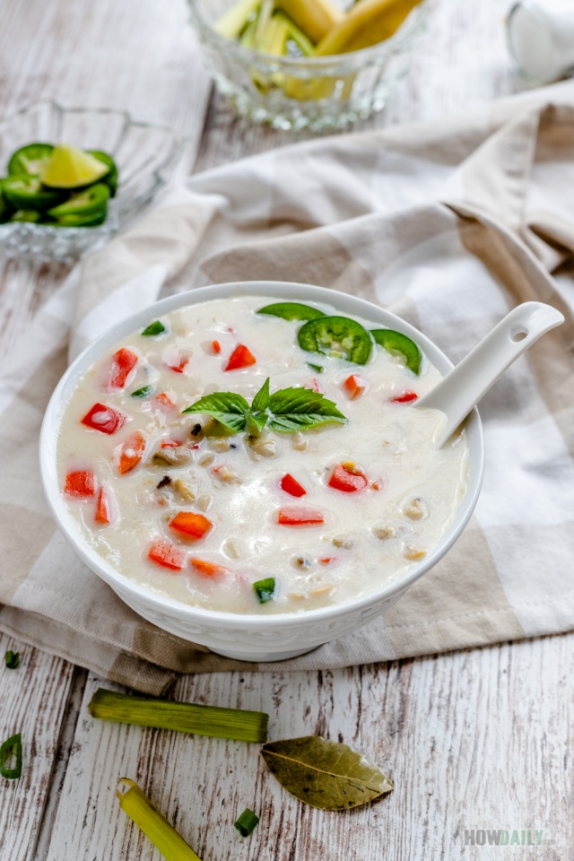 Coco Clam Chowder Recipe with Lemongrass (Asian Style)