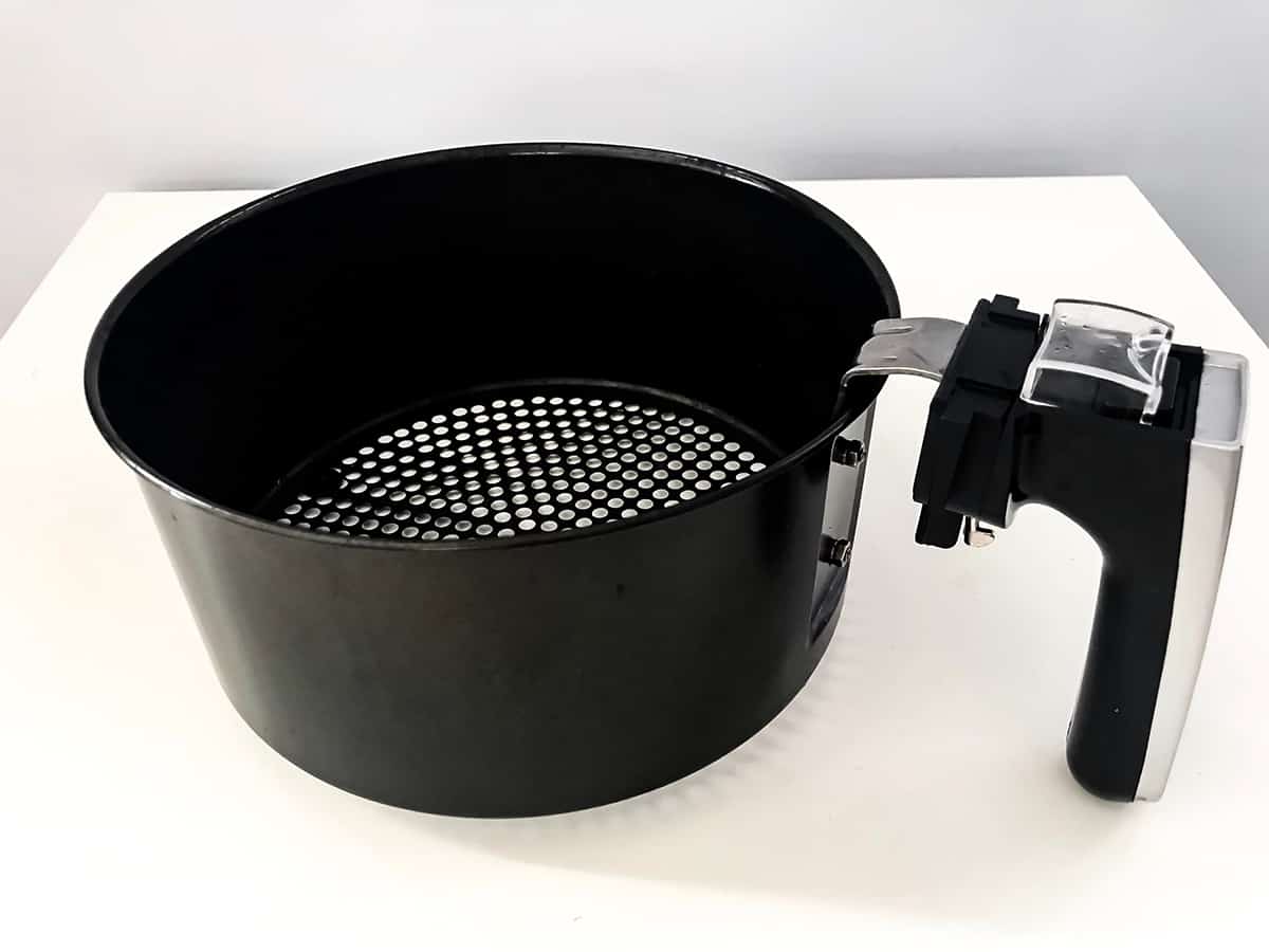 Are Air Fryer Parts Dishwasher Safe? HowdyKitchen