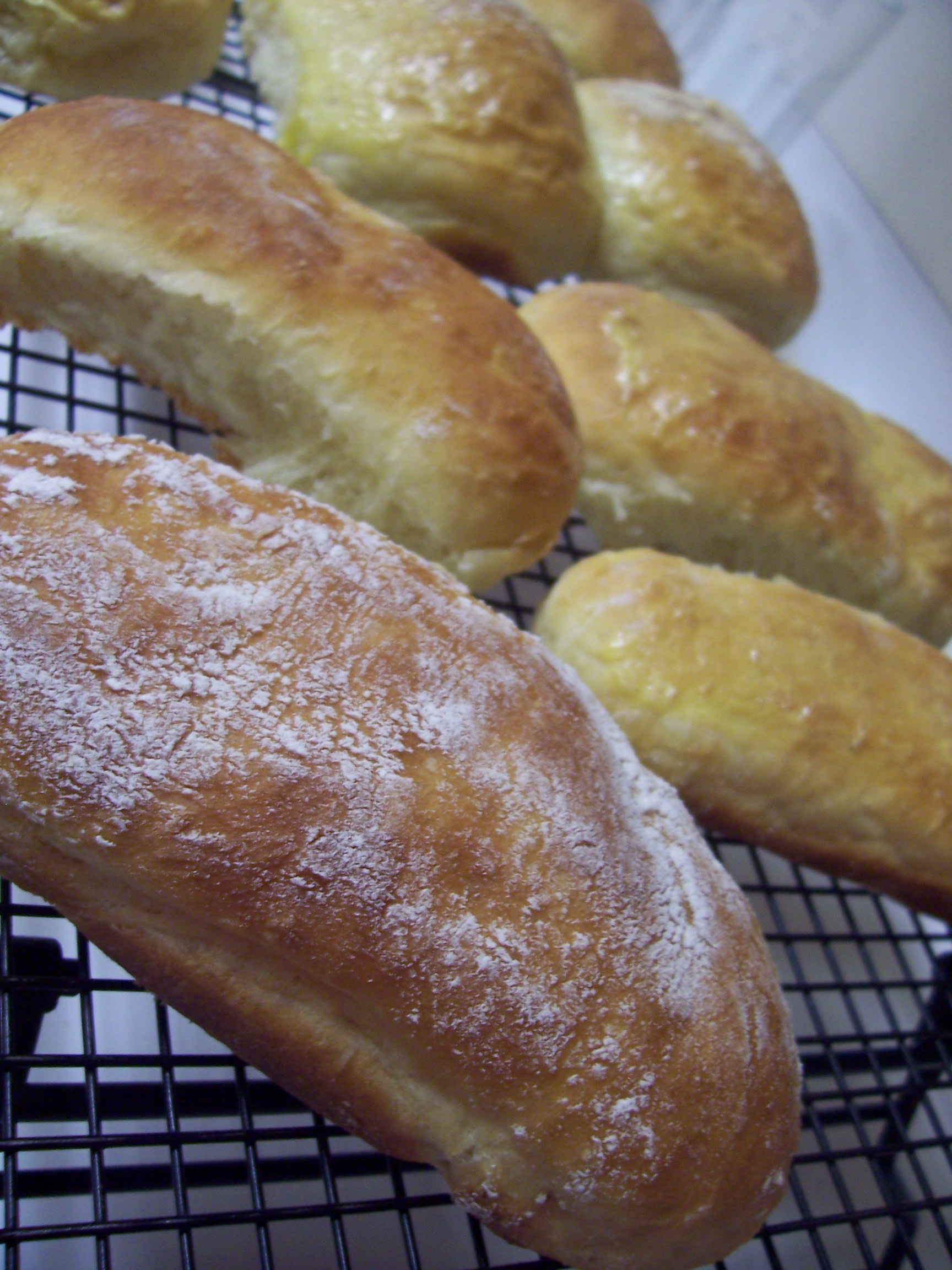 How I Cook » Blog Archive » Pao de Batata Potato Bread