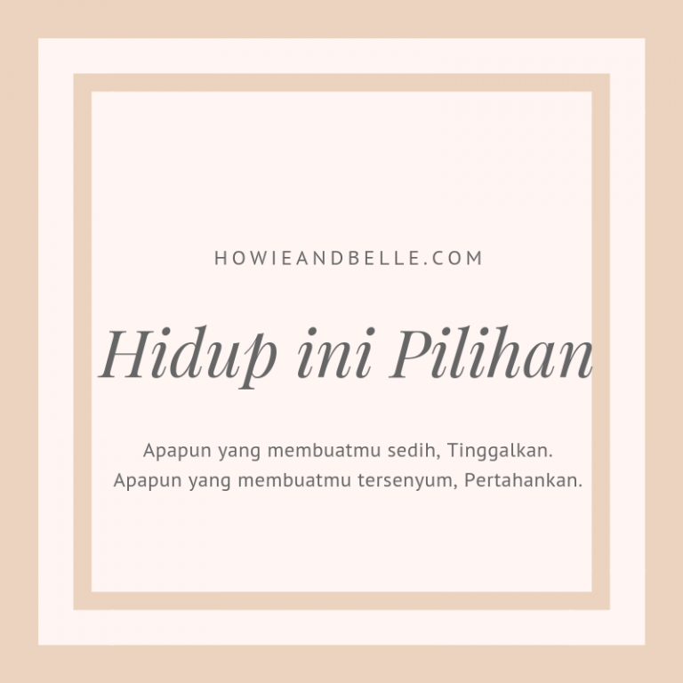 Berusaha Tersenyum Walau Hati Menangis Bahasa Inggris