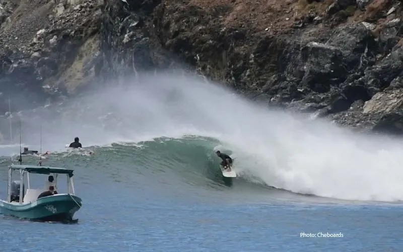 Surfing Ollie’s Point after the Storm The Howler Magazine
