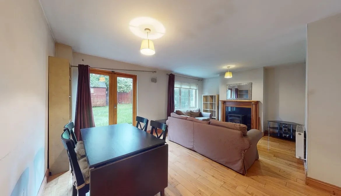 8 Fernleigh Lawn, Castleknock, Dublin 15 Property for Sale or to Let