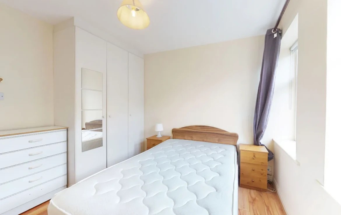 Apartment 15, Glenmalure Court, Dublin 8 Property for Sale or to Let