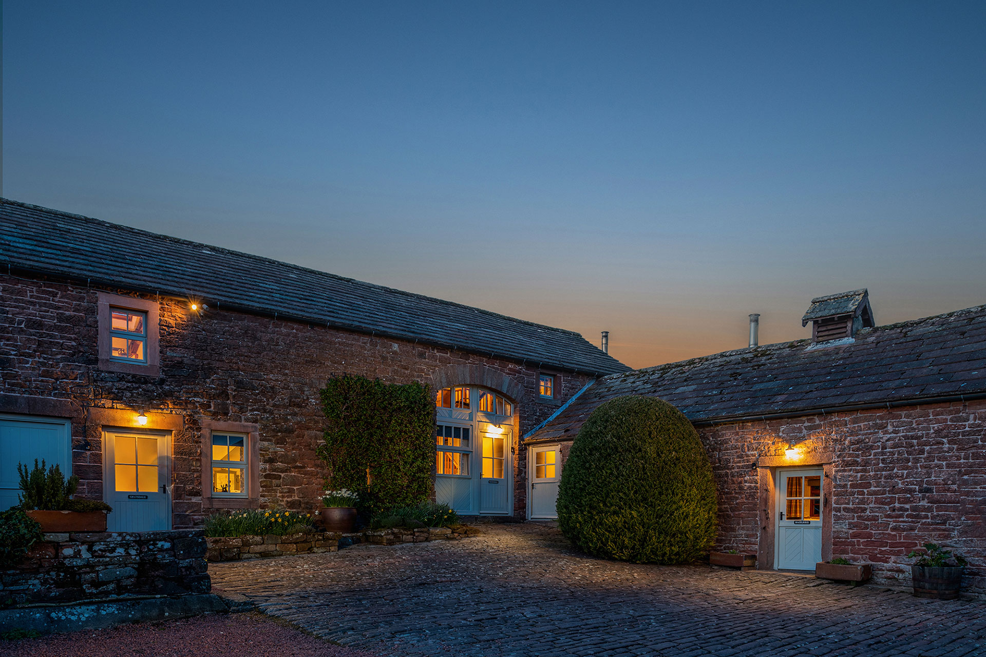 Idyllic holiday cottages Dogfriendly holidays in Cumbria Howscales