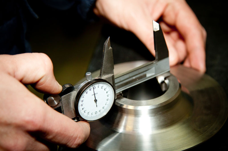 How to Read a Dial Caliper Measure and Read Howto