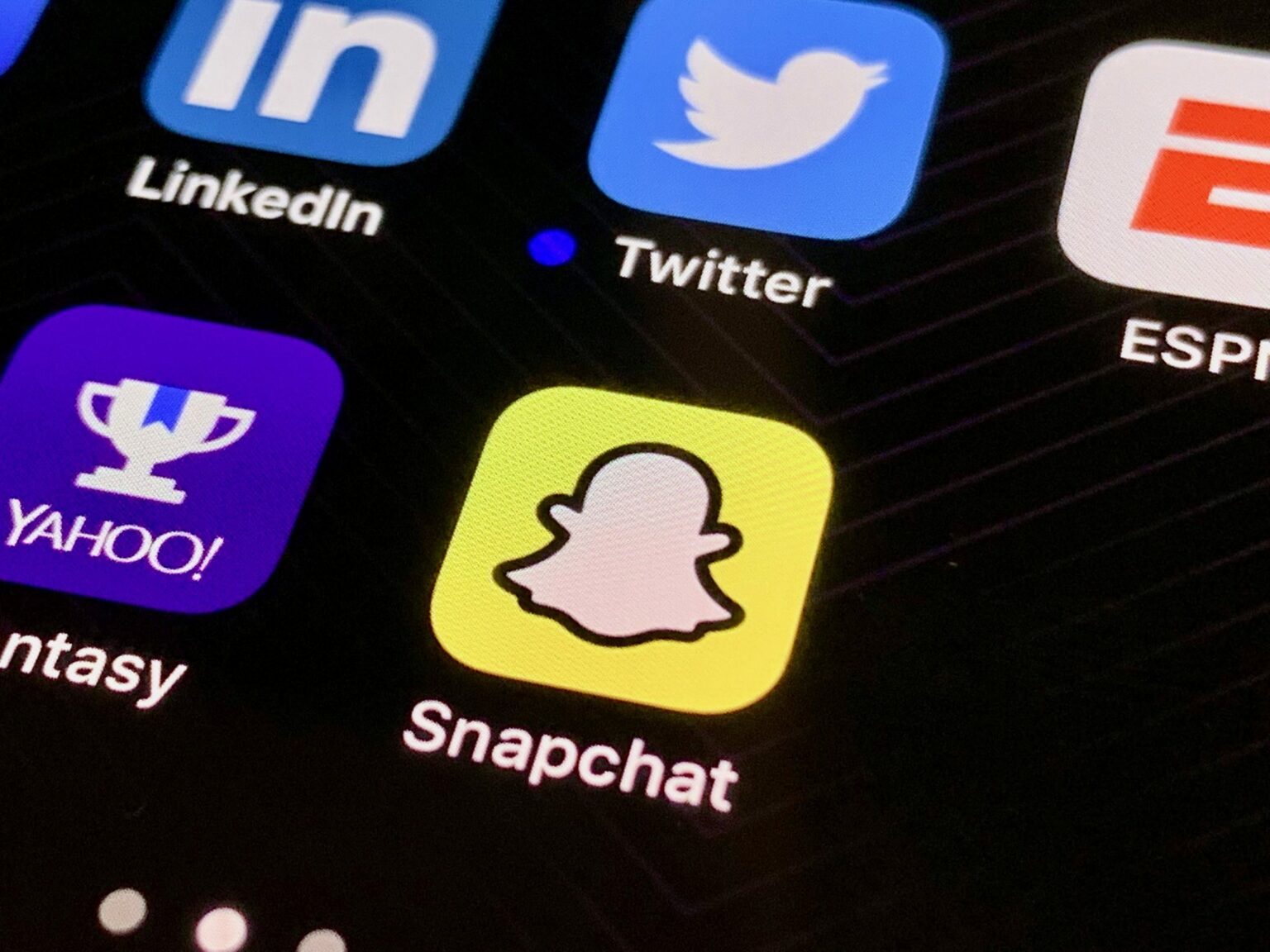 What Does Ion Mean? From Snapchat To Texting How To Apps