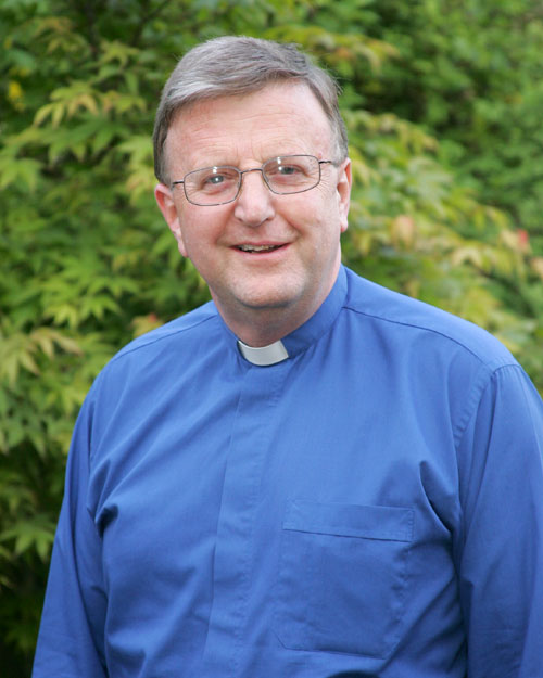 So You Think You Want to Be An Ordained Minister? How to A Pastor