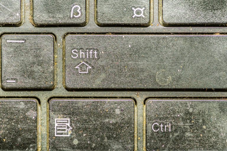 How to Clean a Keyboard