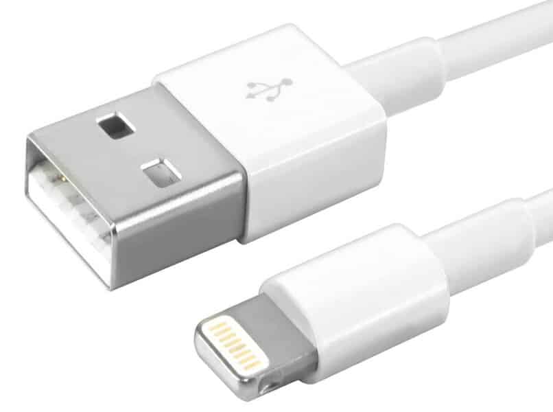 ¿Cómo Identificar si un Cable USB de iPhone es Original o No? Conoce