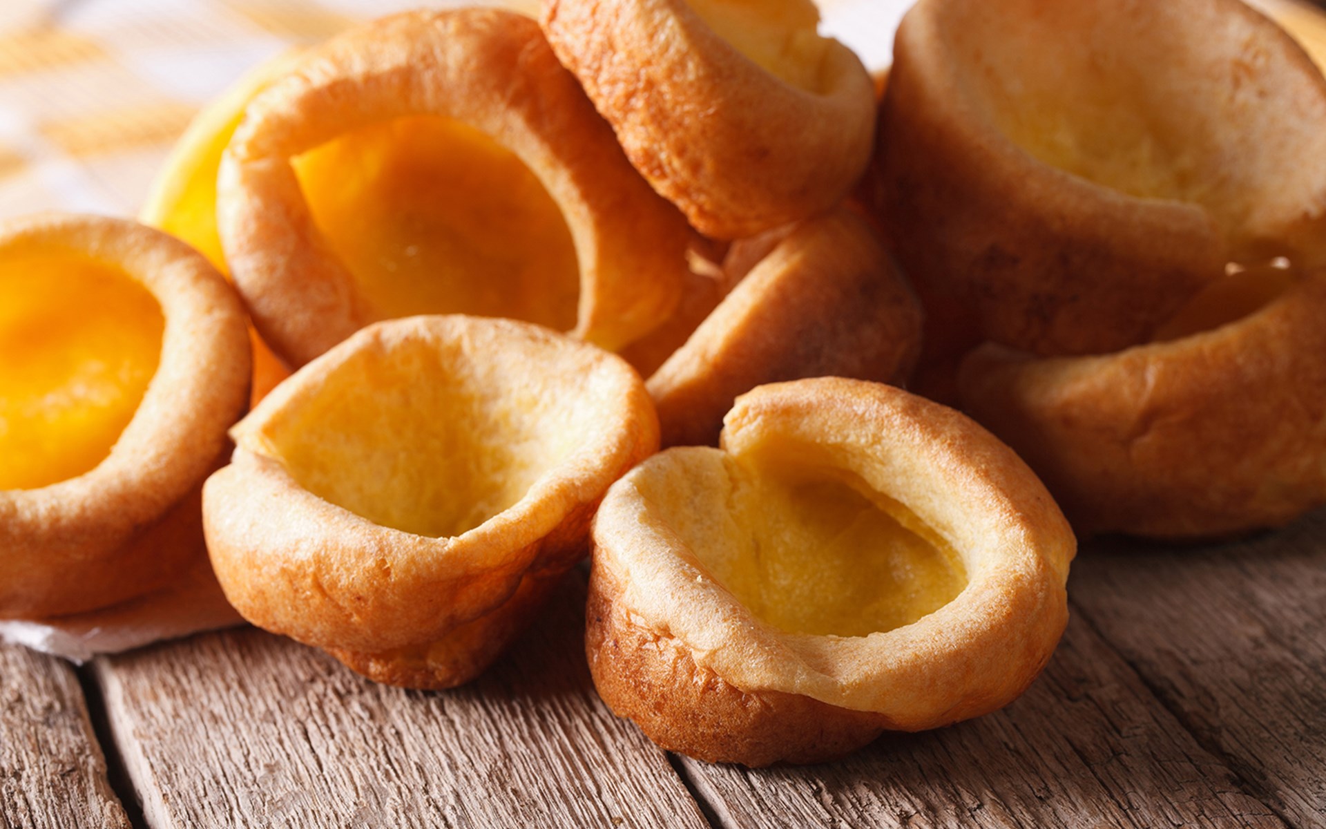 How To Make Yorkshire Pudding Simple & Easy