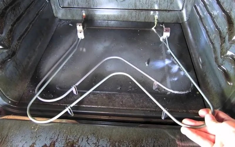 Why Electric Oven Gets Too Hot? How To Fix It