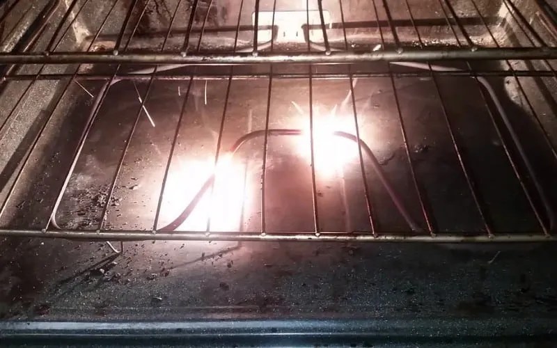Kenmore Oven Not Heating? 4 Easy reasons why