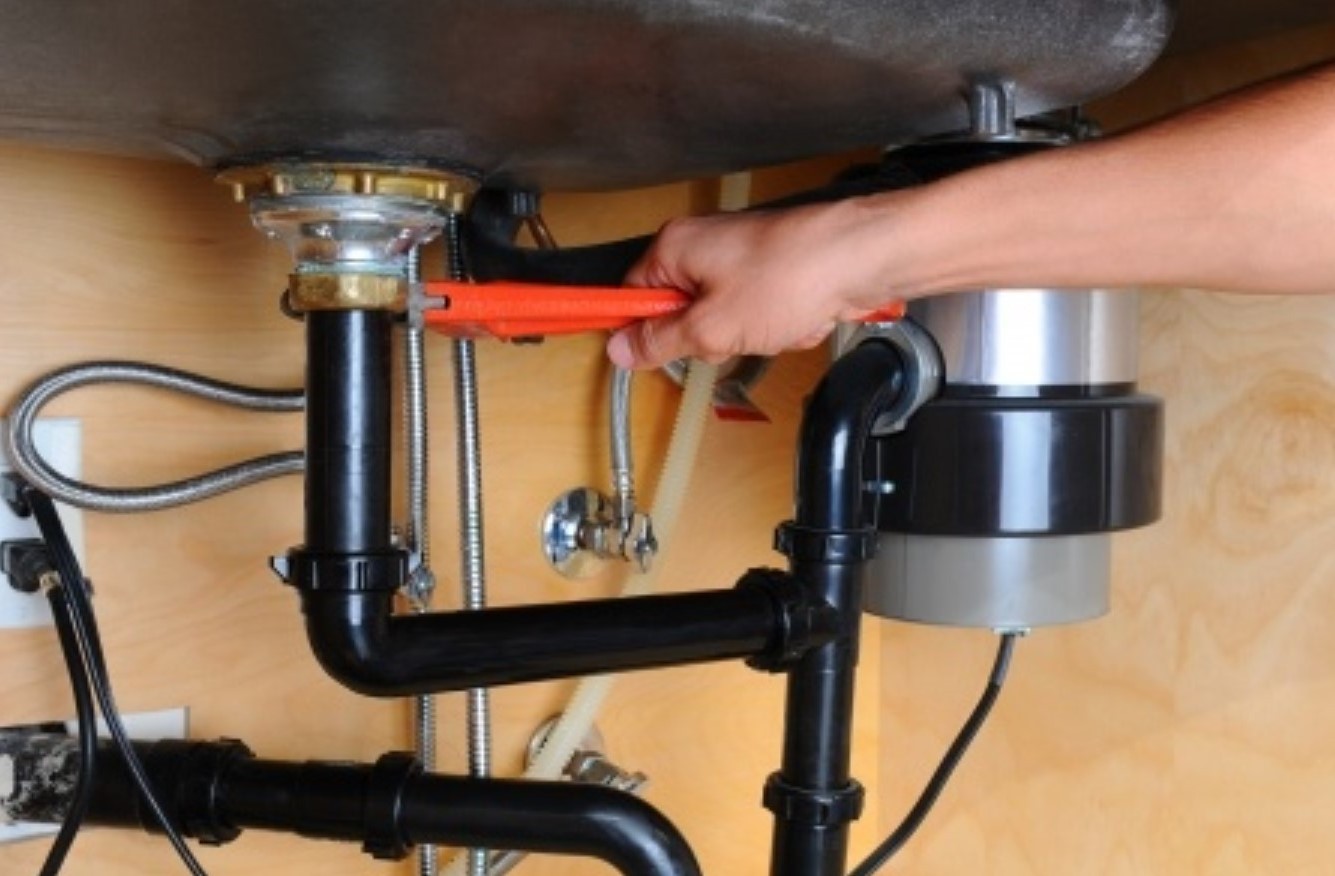 Why Does My Garbage Disposal Humming Noise? How To Fix It?