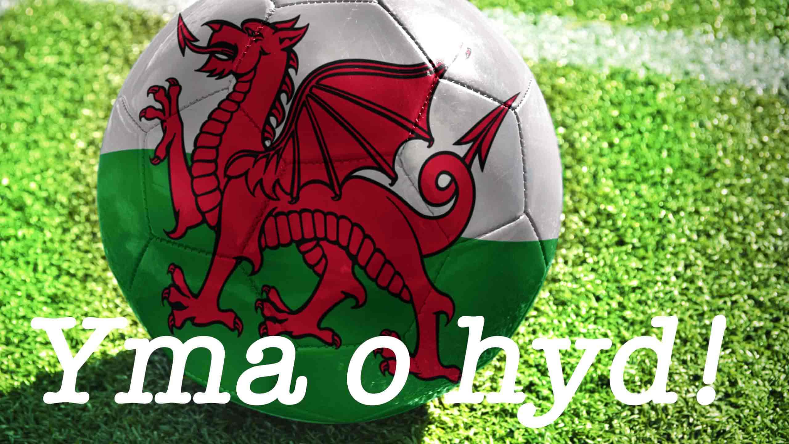"Yma o hyd" by Dafydd Iwan and learning Welsh