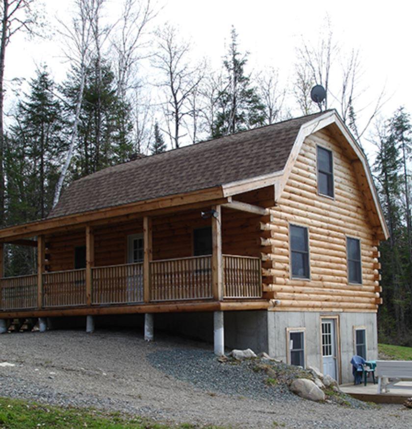 Get That Classic Log Cabin Look With The Briarwood Log Cabin Package