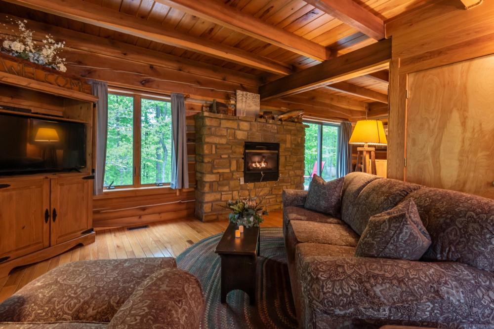 This Indiana Cabin Rental Is A Family Vacation Favorite!