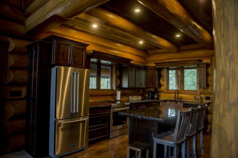 Stunning Handcrafted Log House In British Columbia