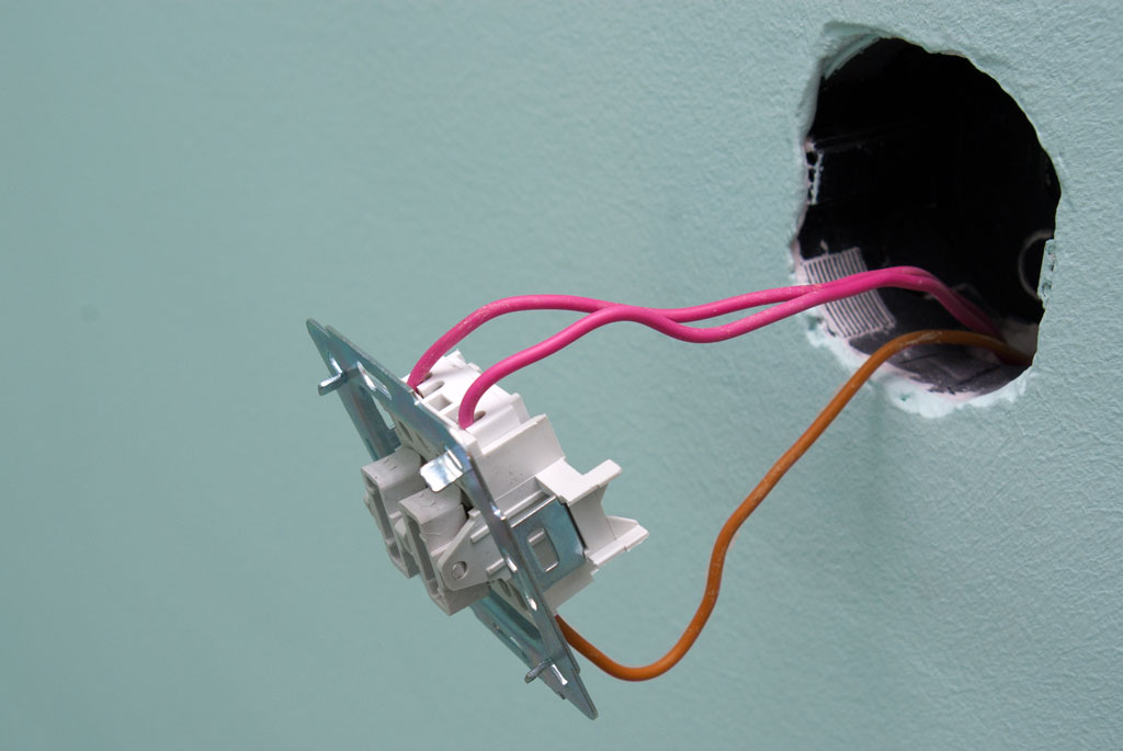 How to wire and install a light switch HowToSpecialist How to Build
