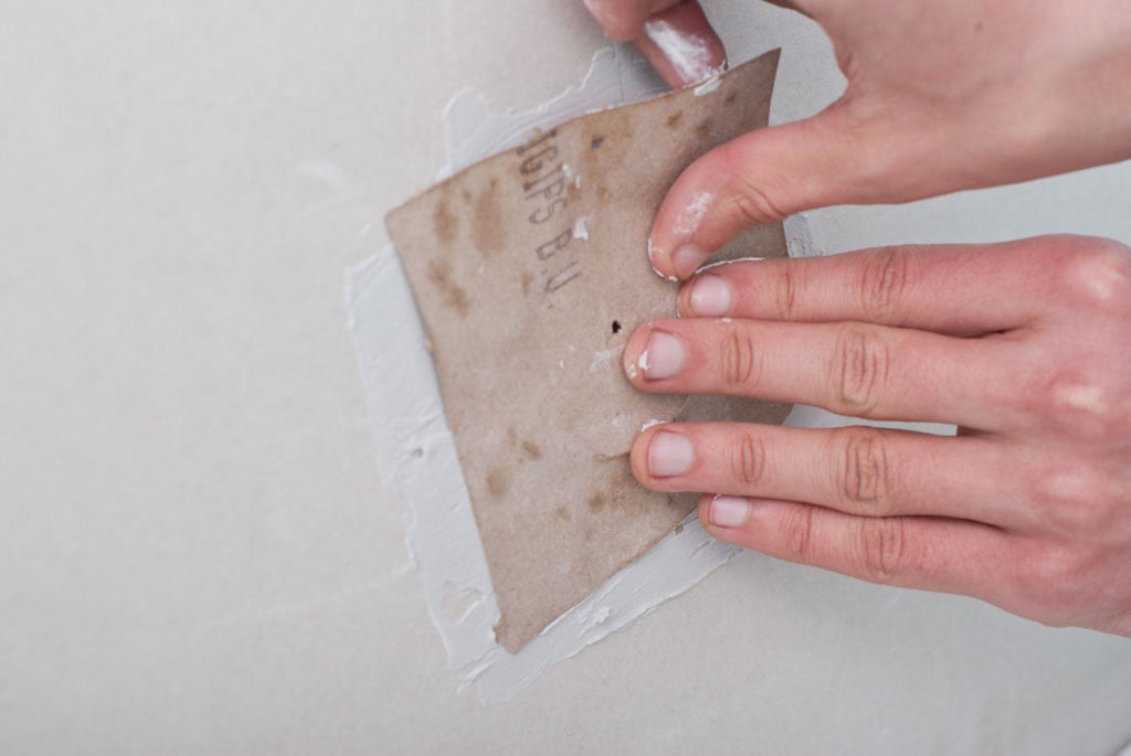 How to patch a hole in drywall HowToSpecialist How to Build, Step