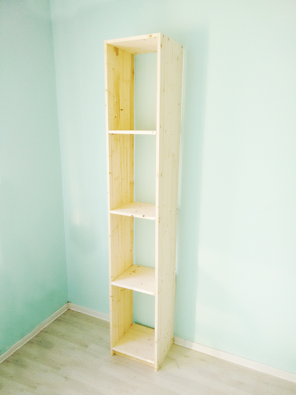 Howtobuildasimplebookshelftower HowToSpecialist How to Build, Step by Step DIY Plans