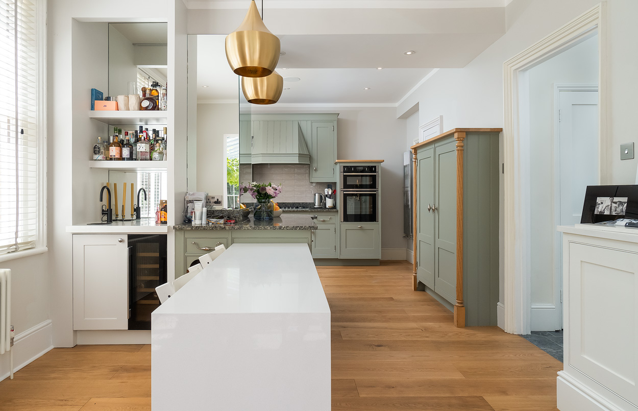 Kitchen painter Oxford Oxfordshire Hand Painted Kitchens UK