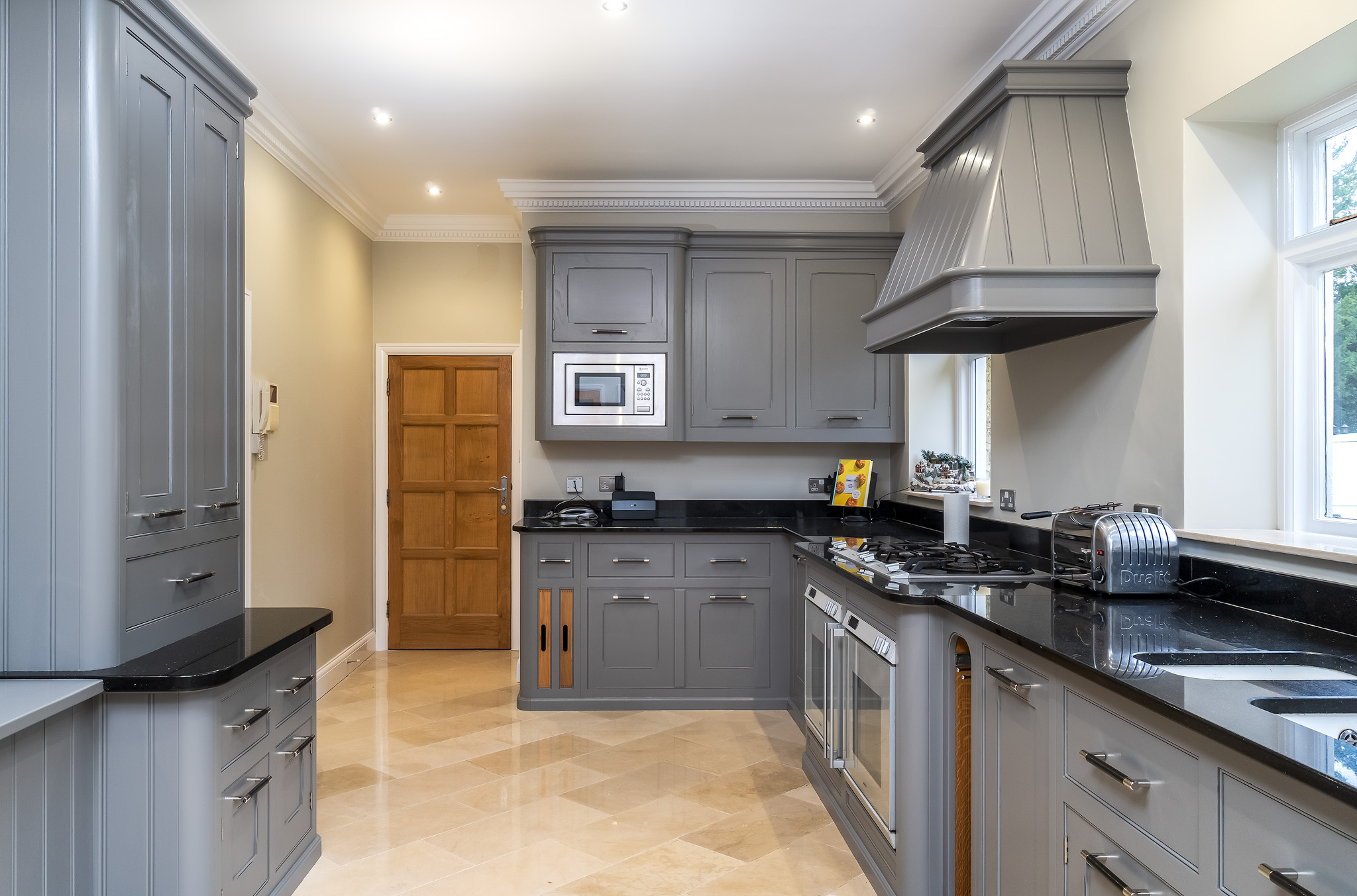 Mark Wilkinson Kitchen painters London specialist kitchen painters