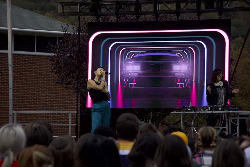 Rebecca Black headlines Fall Fest’s return to Quinnipiac