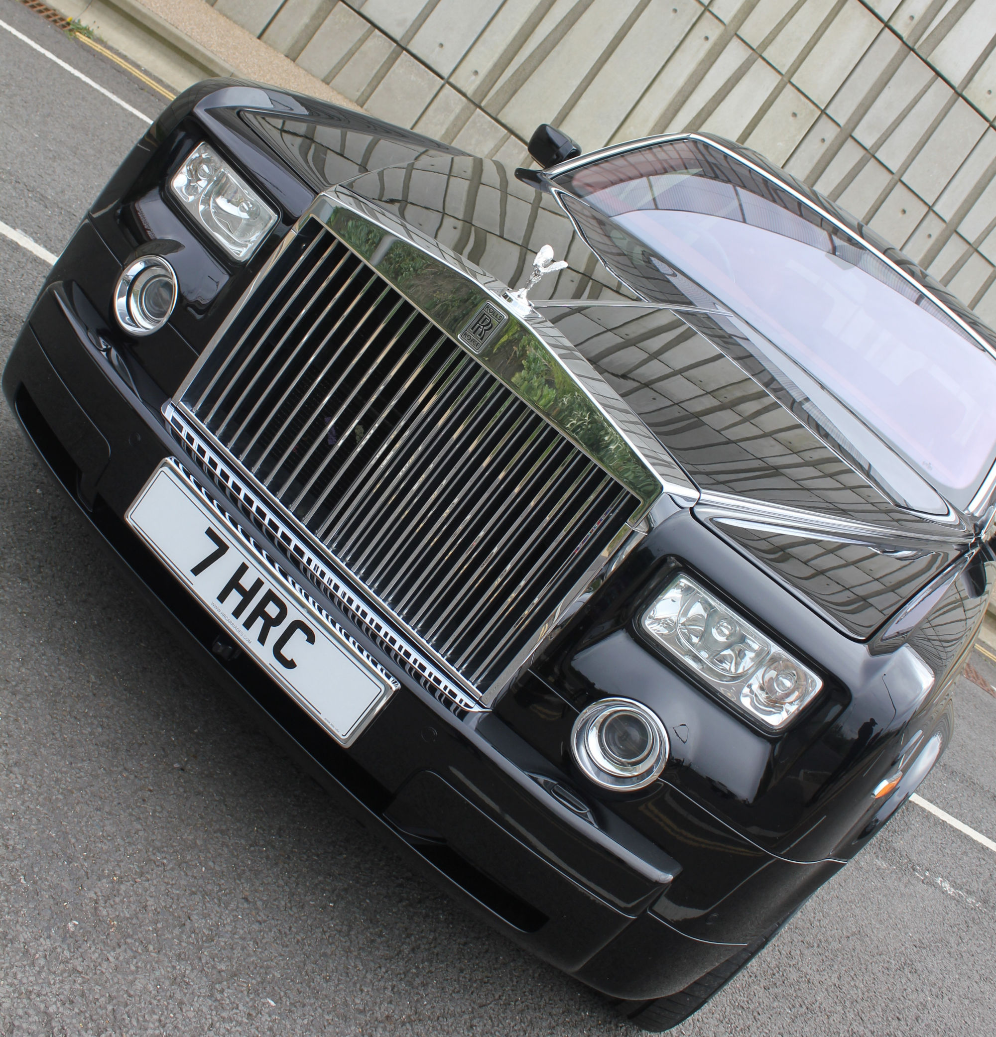 Rolls Royce Chauffeur Hire Service HR Carriages