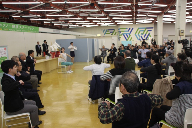 ホクノーが「健康ステーション」開設、食品スーパーが地域住民の健康拠点に 北海道リアルエコノミー 地域経済ニュースサイト