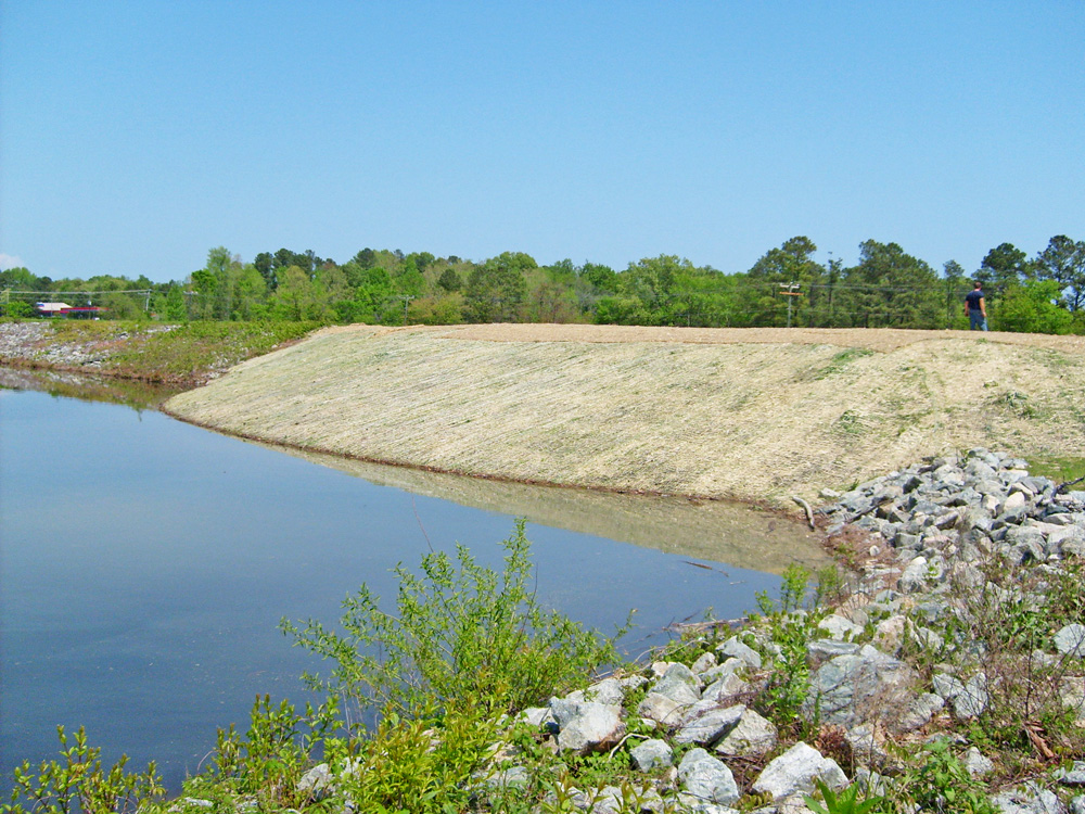 Harwoods Mill Dam Spillway Improvements Henry S. LLCHenry