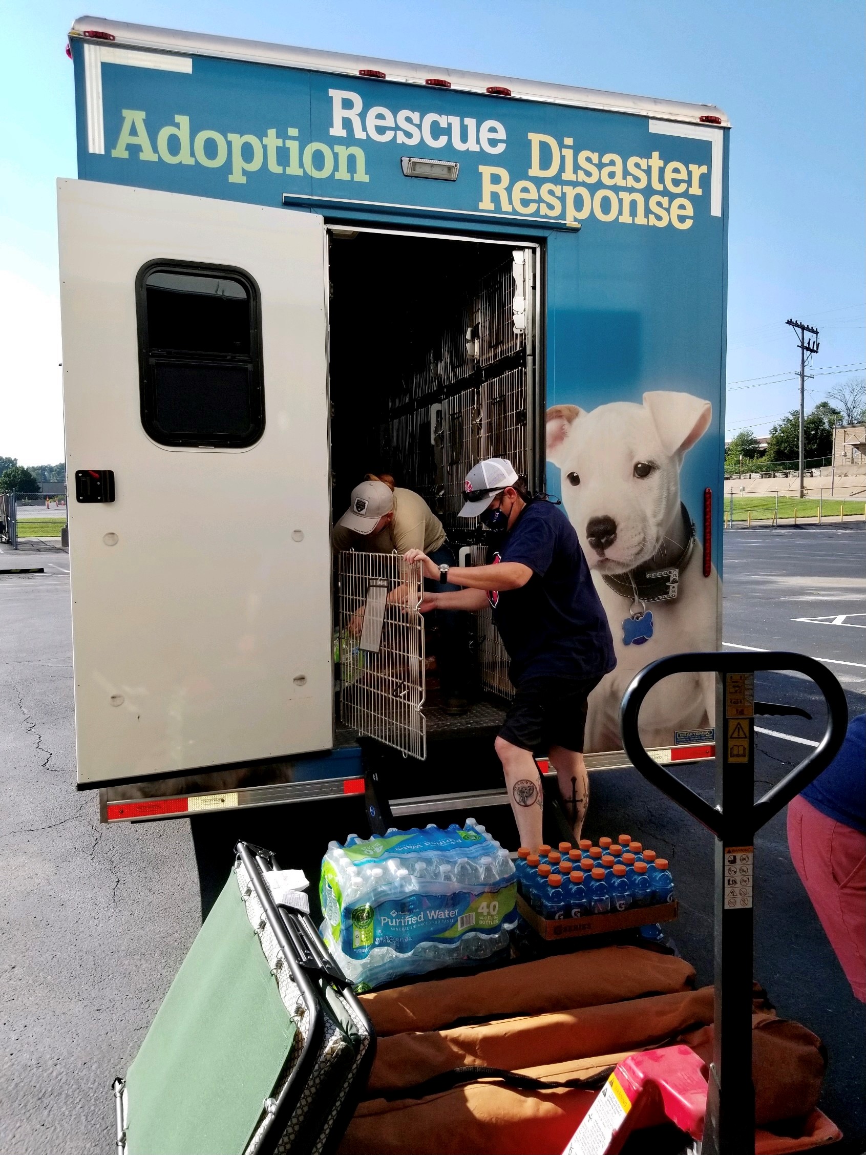 The Humane Society of Missouri’s Disaster Response Team Deploys to