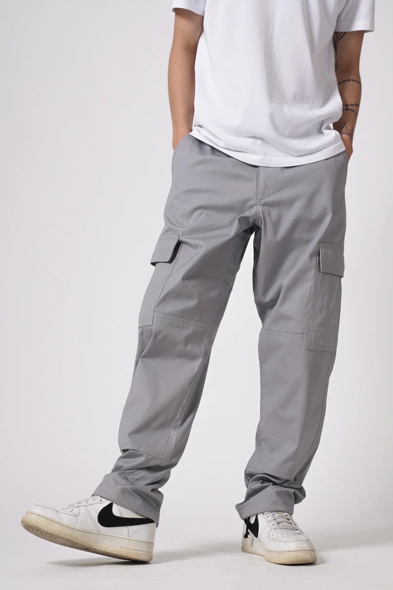 CLASSIC CARGO PANTS IN COOL GRAY HSO
