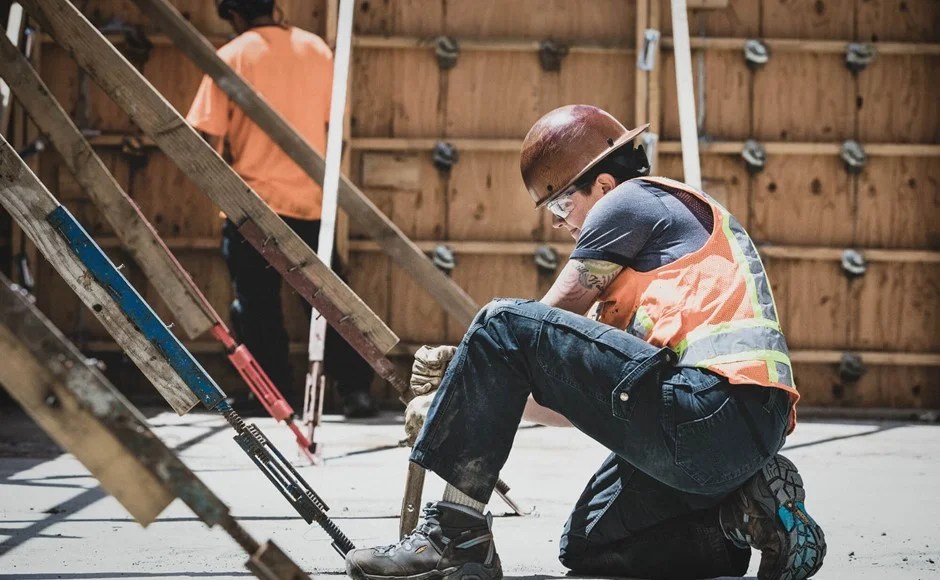 Safety Toes Materials That Keep Your Feet Safe