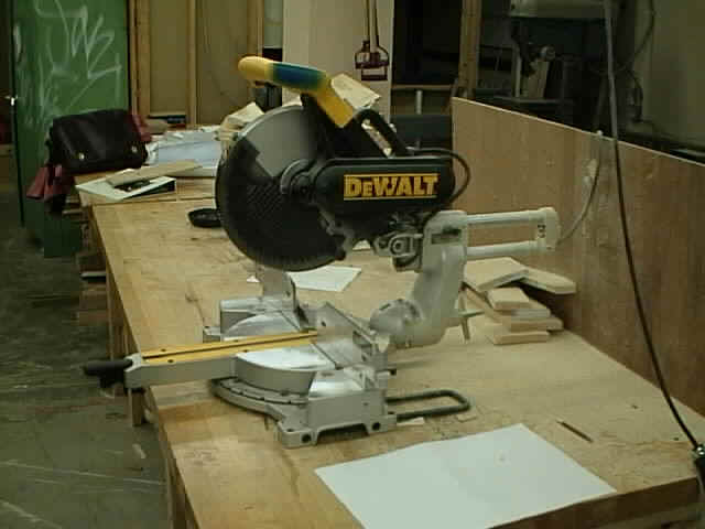SlidingCompound Power Miter Saw