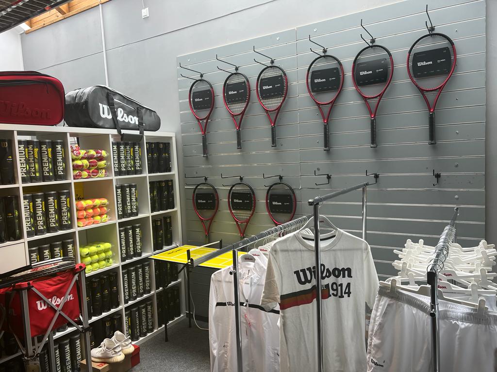 Tennis Neuer Wilson Shop im HTHC HTHC Harvestehuder Tennis