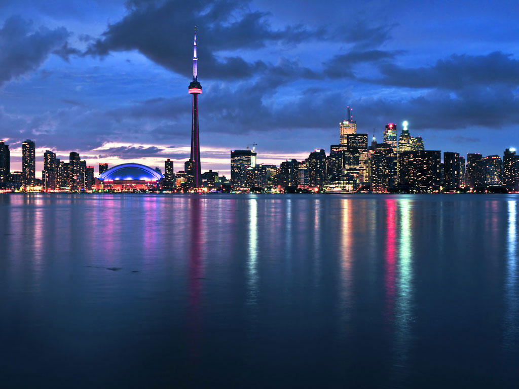 Full screen photo and image gallery