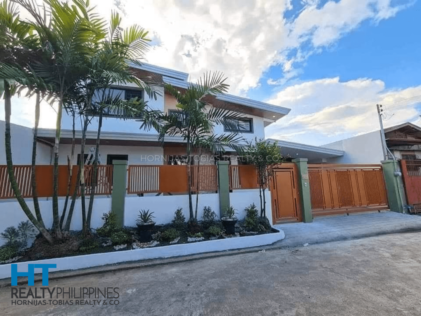 Brand New 4Bedroom with 2 Parking Spaces in Nova Tierra Village