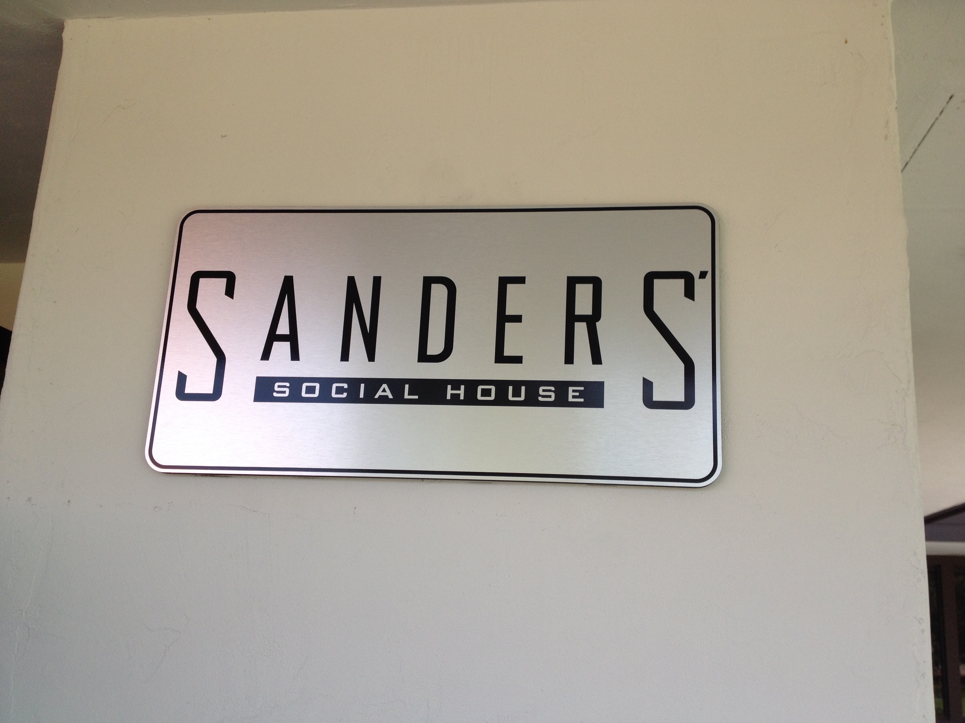 Dimensional Lettering HTS Signs System