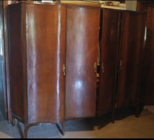 Venta de Ropero Estilo Ingles 51 articulos usados