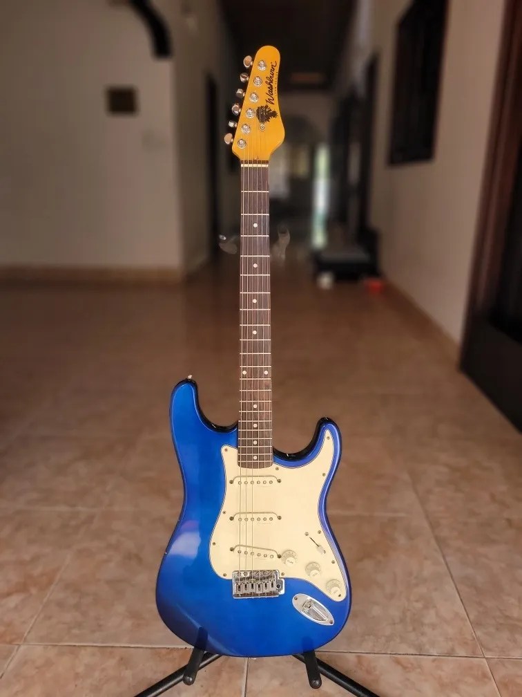 Guitarra Washburn Stratocaster Mebuscar Colômbia