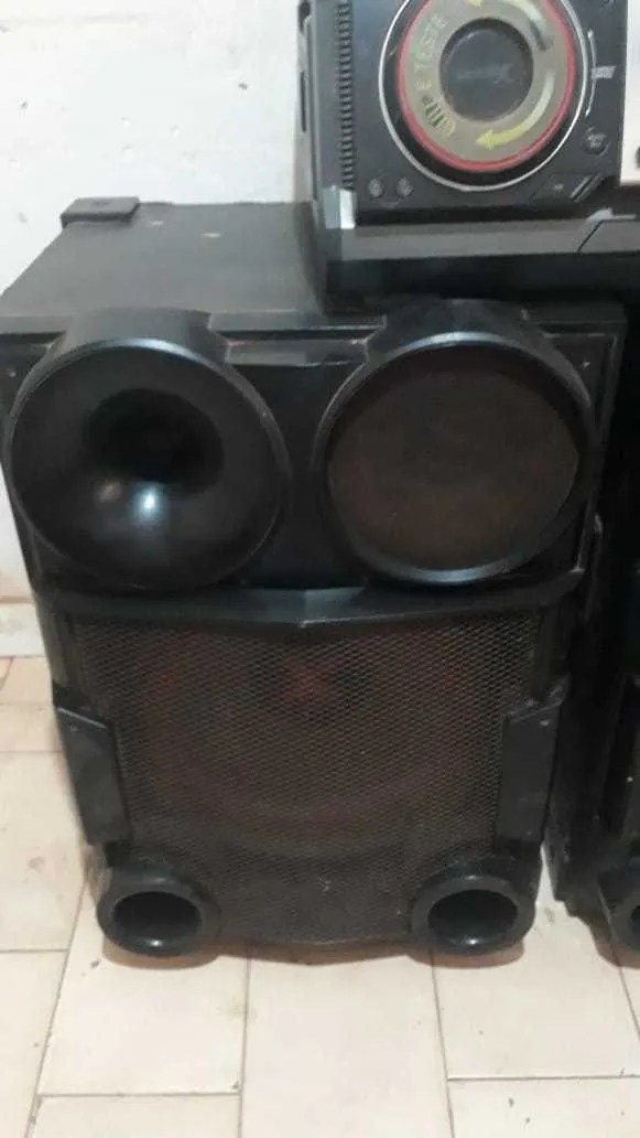Mini System Lg Xboom Cm9730 2000w Mebuscar Brasil