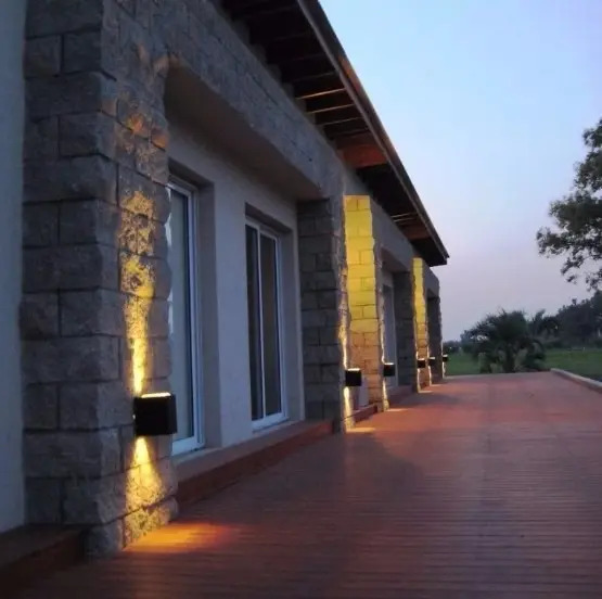 Aplique Luces Bidireccionales Exterior Iluminacion Led 220v Mercado Libre