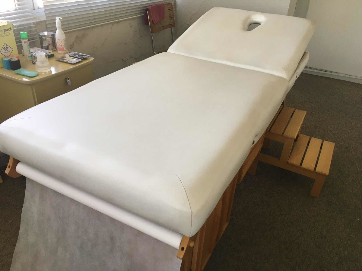 Maca Divã Para Massagem, Acupuntura Mercado Livre