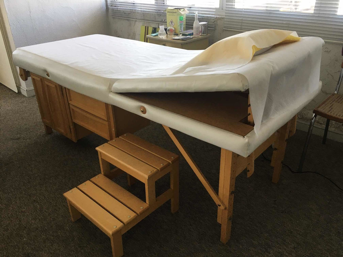 Maca Divã Para Massagem, Acupuntura Mercado Livre