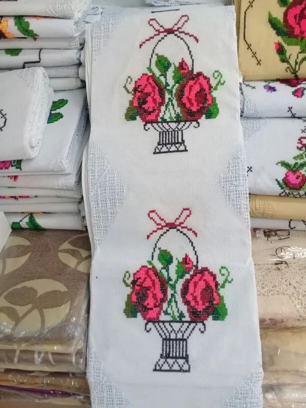 Mantel De Punto De Cruz De 3 Metros Para 8 Sillas Mercado Libre