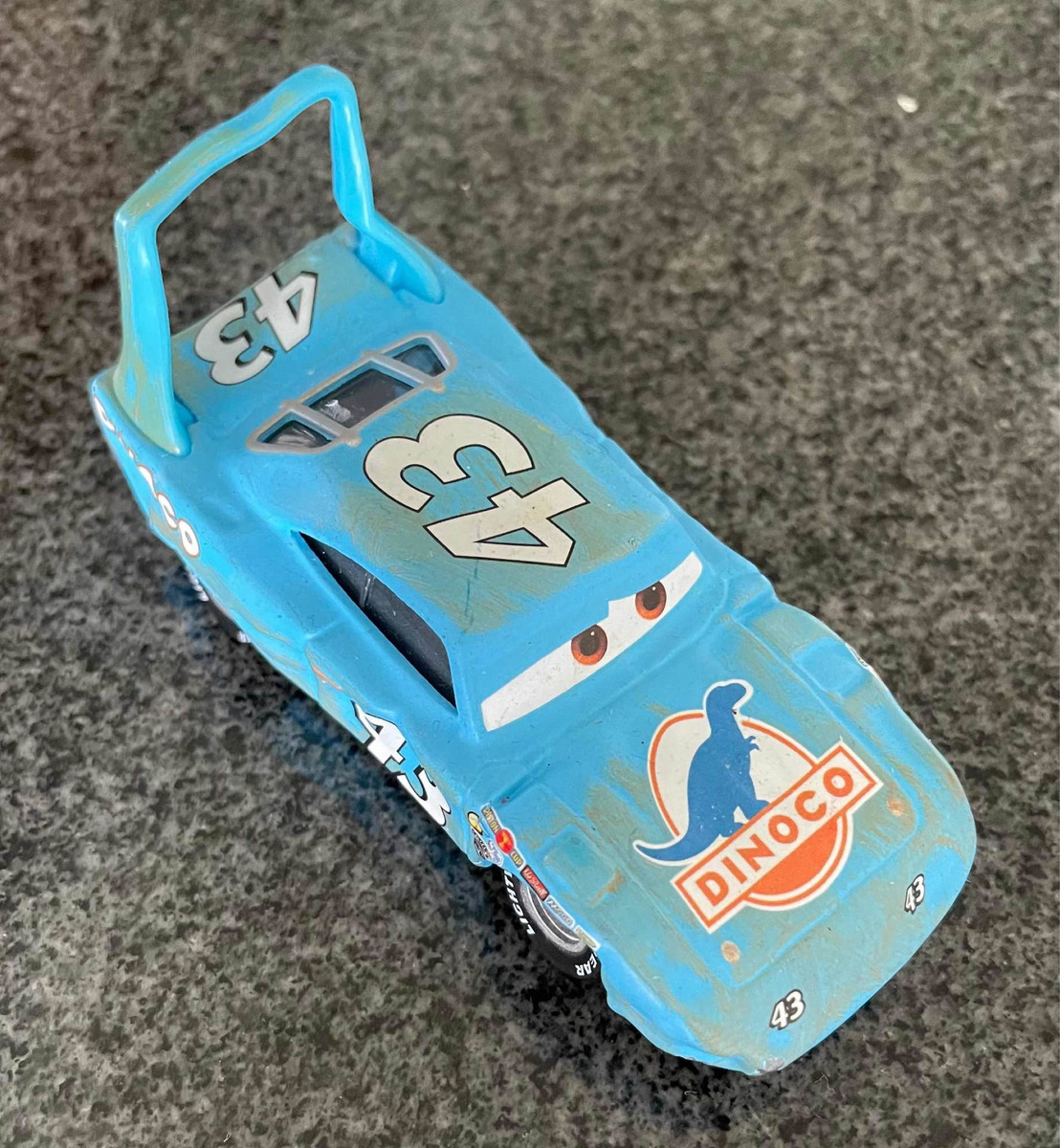 Disney Cars Rey Dinoco 43 Chocado Copa Piston Damaged King MercadoLibre