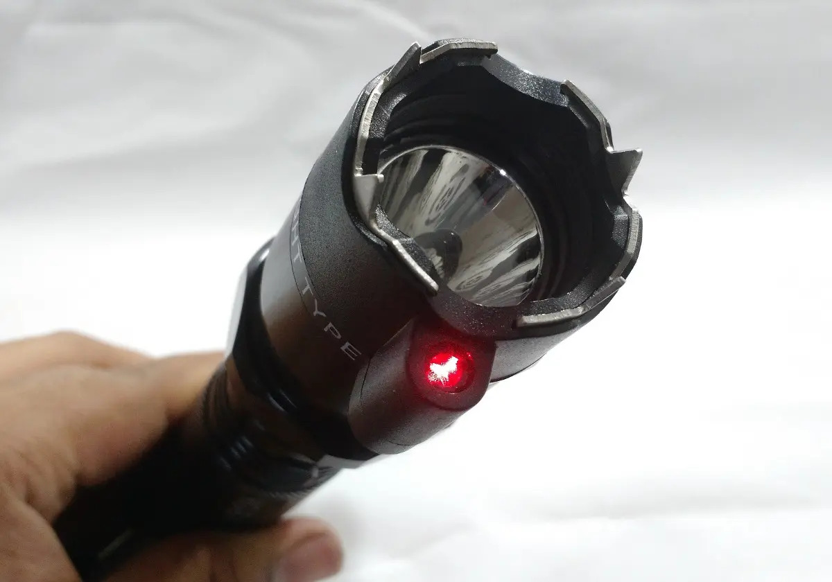 Lampara Táctica Descarga Eléctrica Defensa Personal Lazer Mercado Libre