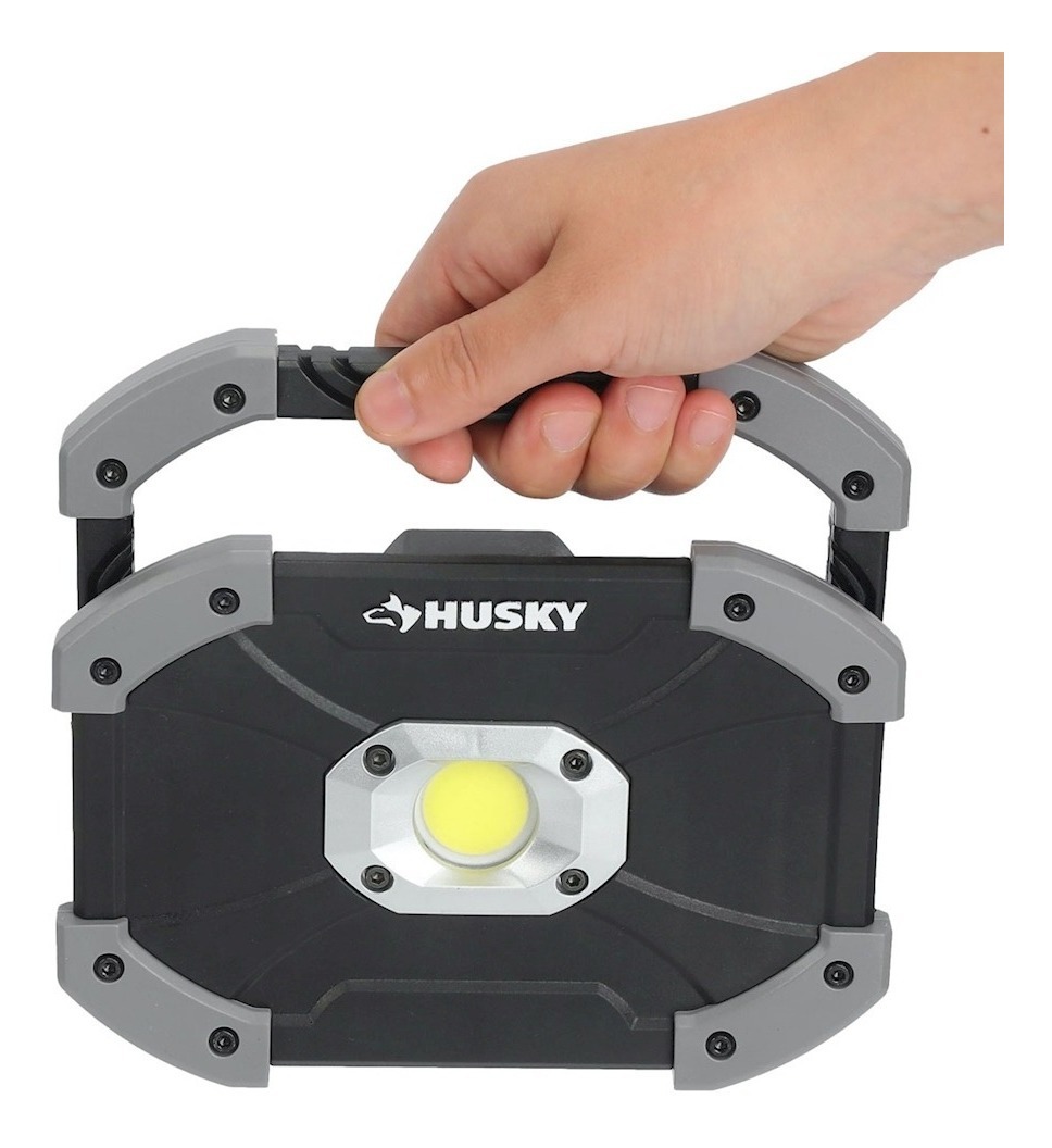 Lámpara Led De 1000 Lúmenes Husky | Mercado Libre